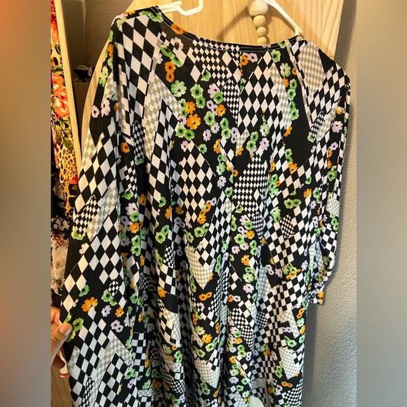 Checkered floral print - Picture 3 of 3